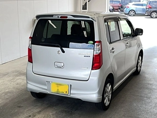 SUZUKI WAGON R 2013