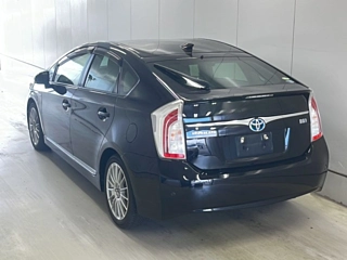 TOYOTA PRIUS 2015