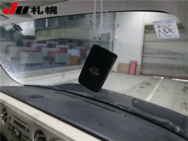 DAIHATSU MIRA 2011