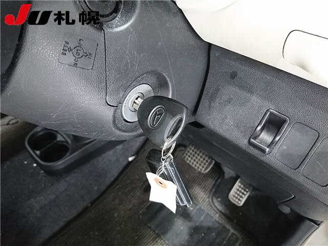 DAIHATSU MIRA 2010