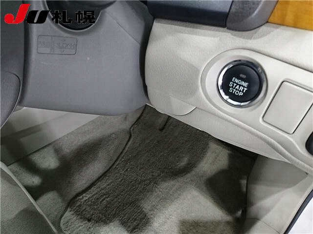 TOYOTA PREMIO 2008
