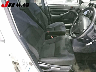 TOYOTA SUCCEED 2019