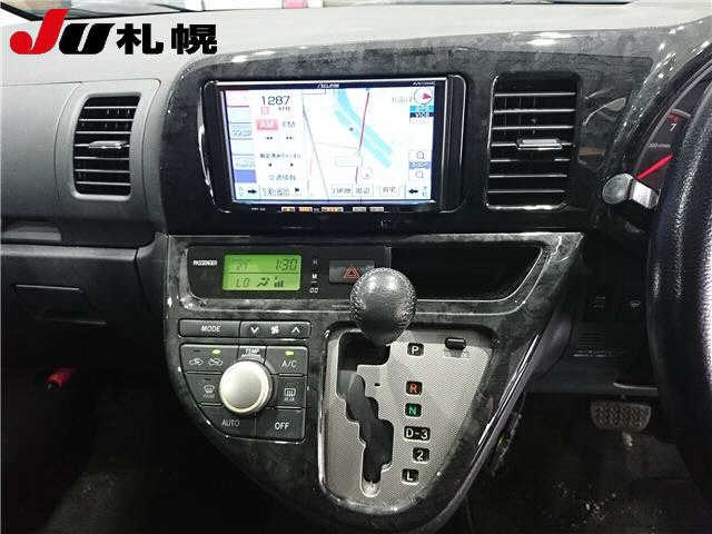 TOYOTA WISH 2008