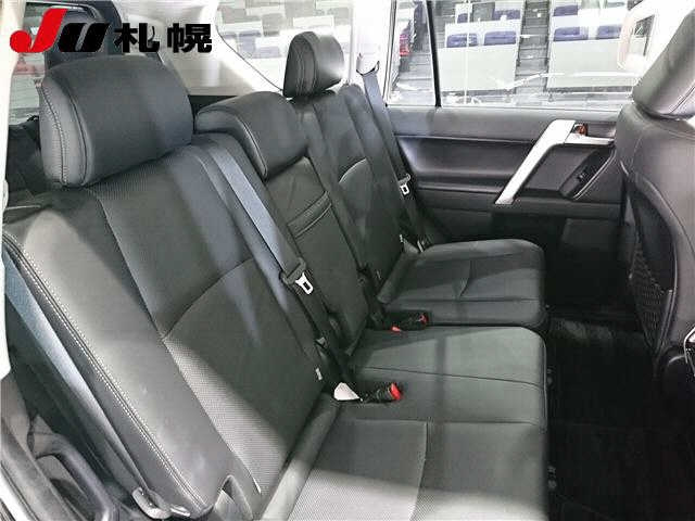 TOYOTA LAND CRUISER PRADO 2020