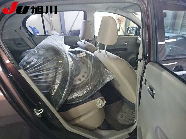 DAIHATSU MIRA E S 2011