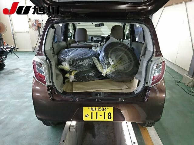 DAIHATSU MIRA E S 2011