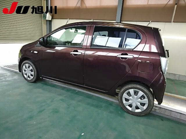 DAIHATSU MIRA E S 2011