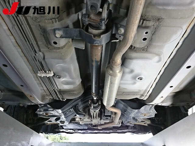 DAIHATSU MIRA E S 2011