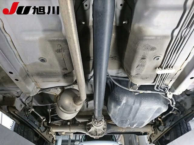 DAIHATSU MIRA E S 2011