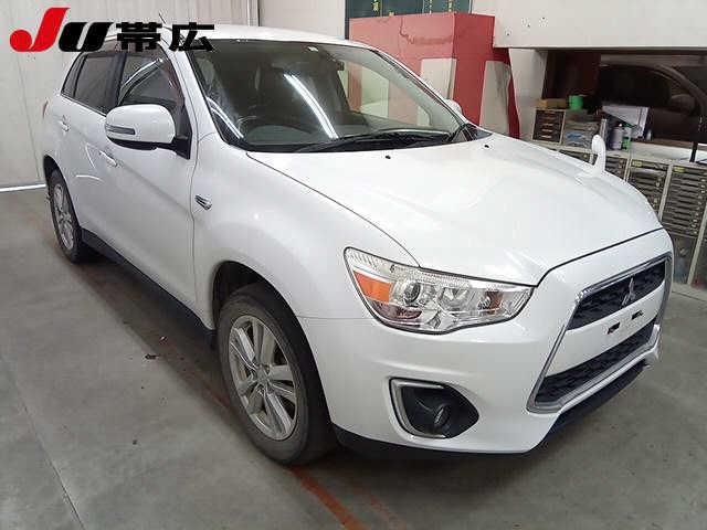 MITSUBISHI RVR 2013