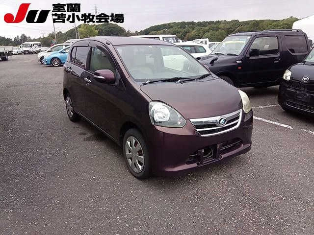 DAIHATSU MIRA E S 2012