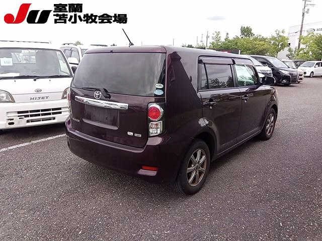 TOYOTA COROLLA RUMION 2011