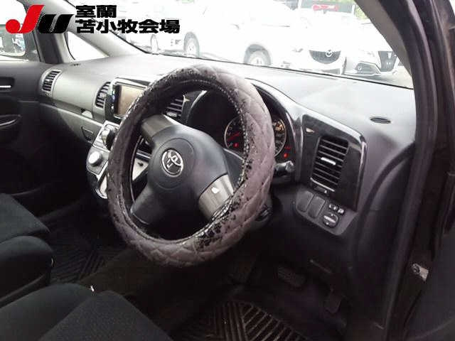 TOYOTA WISH 2008