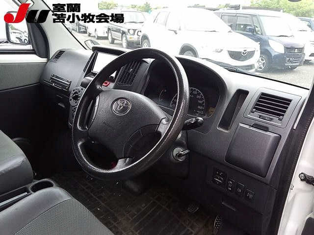 TOYOTA TOWN ACE VAN 2015