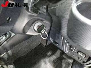 NISSAN KIX 2008