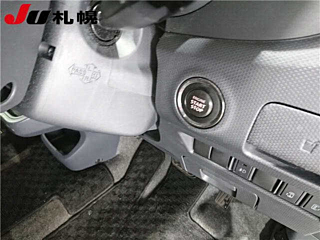 SUZUKI SOLIO 2011