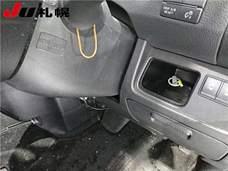 NISSAN SERENA 2013