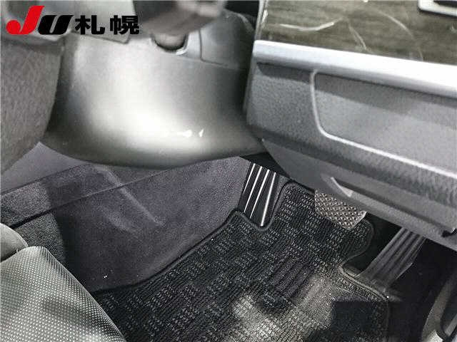 BMW 5 SERIES 2012
