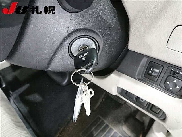 MITSUBISHI EK WAGON 2014