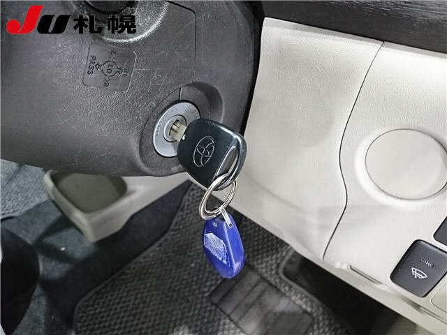 TOYOTA PASSO SETTE 2011