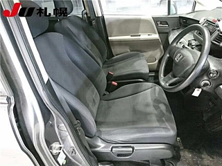 HONDA FREED 2010