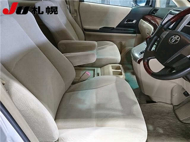 TOYOTA VELLFIRE 2008