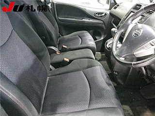 NISSAN SERENA 2013