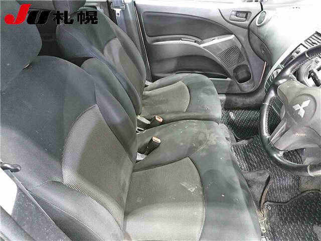 MITSUBISHI COLT 2009