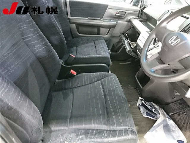 HONDA STEP WAGON 2010