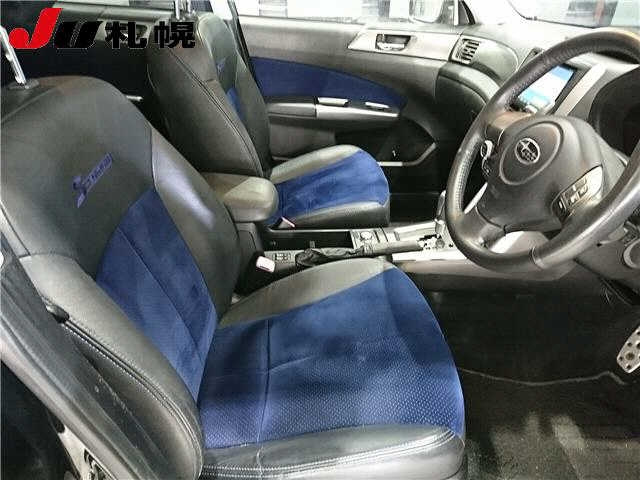 SUBARU FORESTER 2011