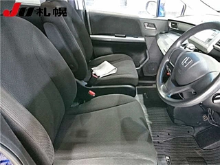 HONDA FREED 2012
