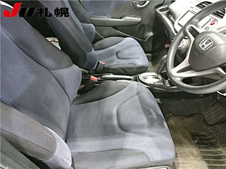 HONDA FIT 2010
