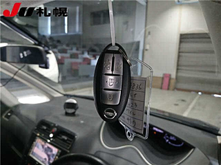 NISSAN SERENA 2011