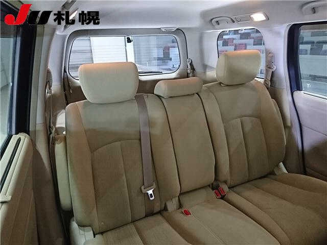 NISSAN ELGRAND 2011