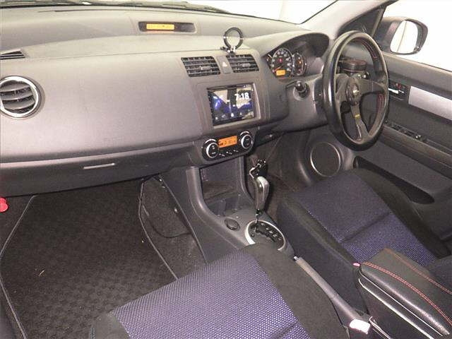 SUZUKI SWIFT 2009
