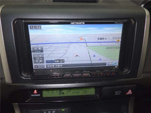 TOYOTA WISH 2011