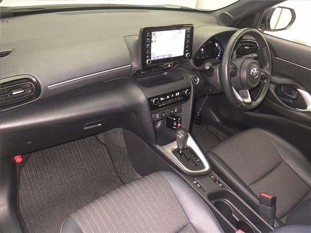 TOYOTA YARIS CROSS 2023