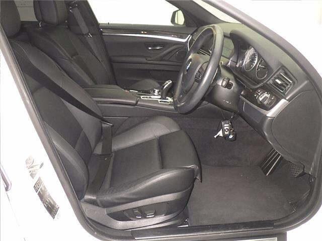 BMW 5 SERIES 2013