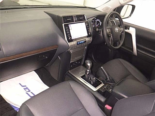 TOYOTA LAND CRUISER PRADO 2023