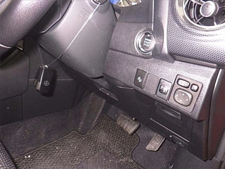 TOYOTA AURIS 2016