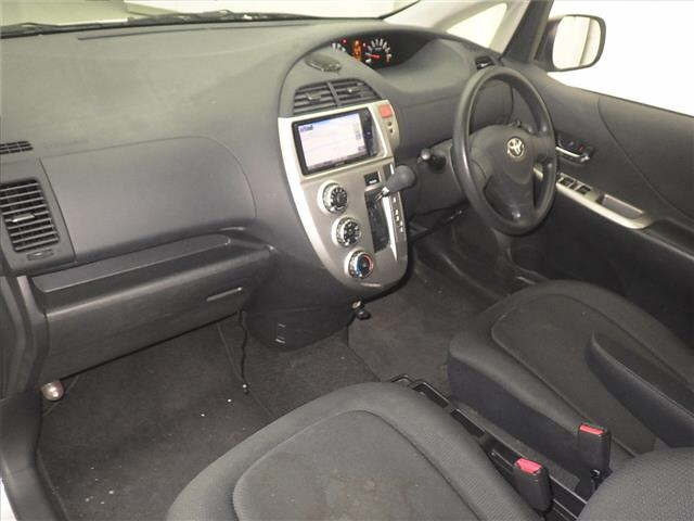 TOYOTA RACTIS 2010