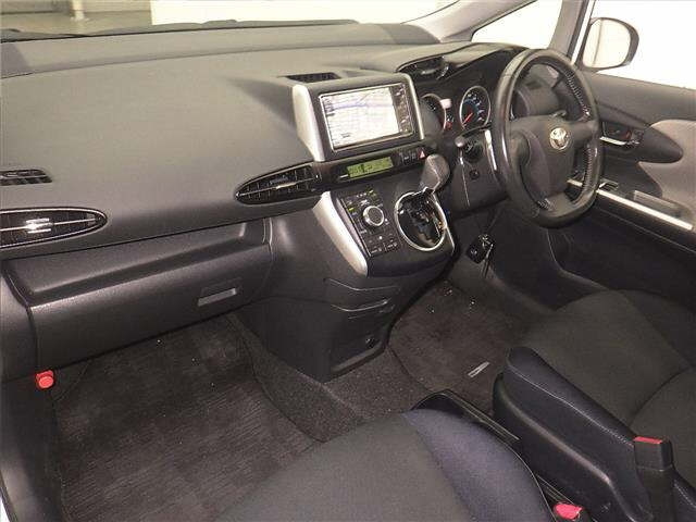 TOYOTA WISH 2009