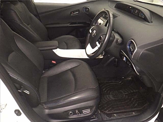 TOYOTA PRIUS 2016