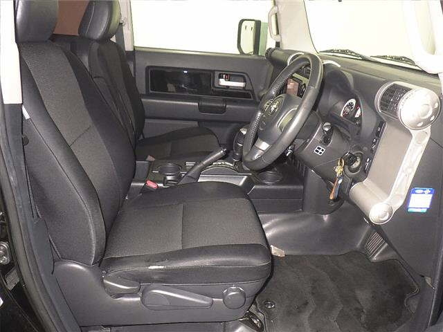 TOYOTA FJ CRUISER 2012