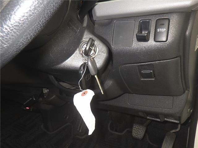 TOYOTA HIACE VAN 2012