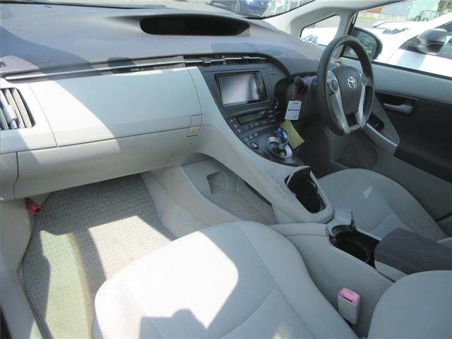 TOYOTA PRIUS 2010