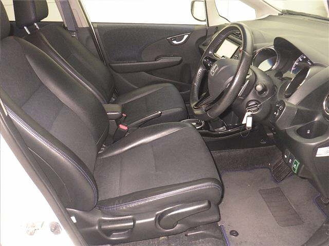 HONDA FIT SHUTTLE 2014