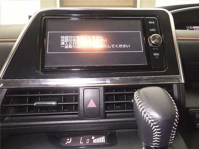 TOYOTA SIENTA 2017