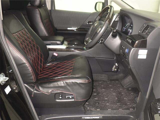 TOYOTA VELLFIRE 2012
