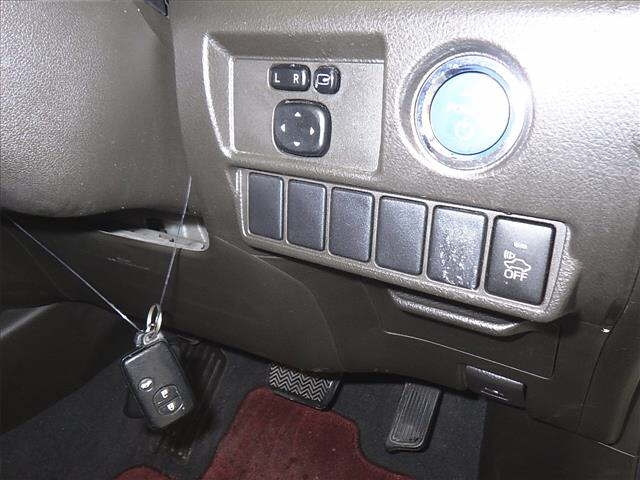 TOYOTA SAI 2014